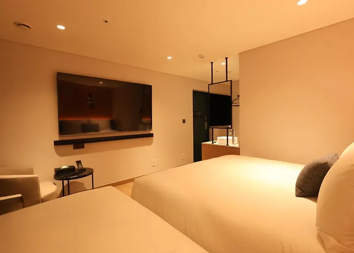 New Blanc Myeongdong 4*