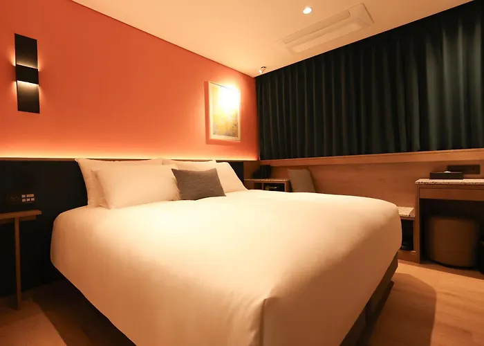 Hotel New Blanc Myeongdong 4*