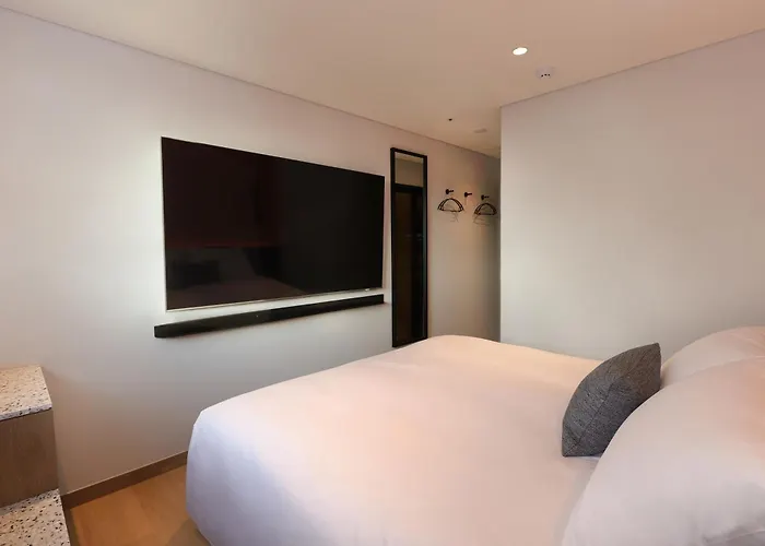 New Blanc Myeongdong 4*